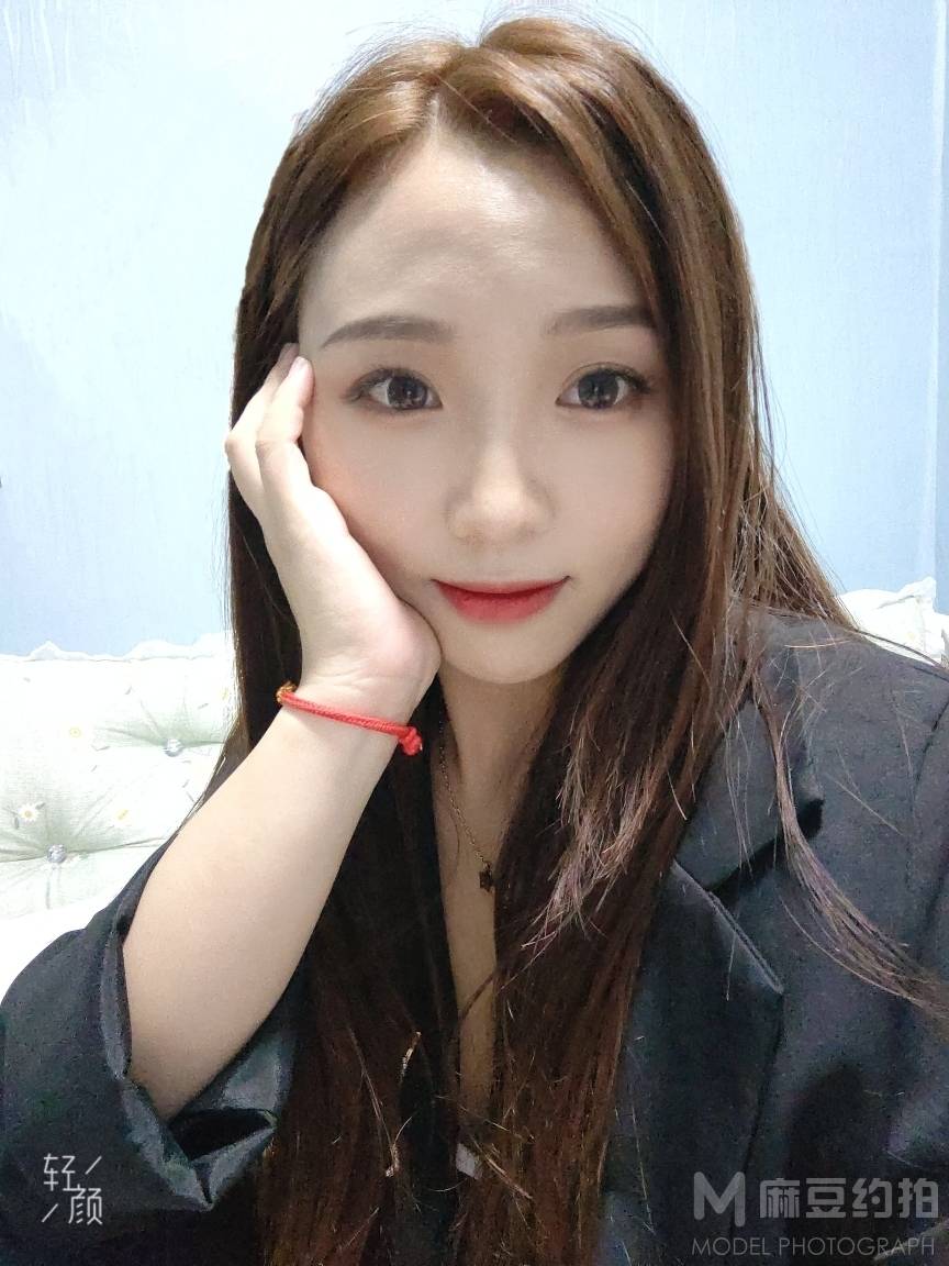 纪实模特