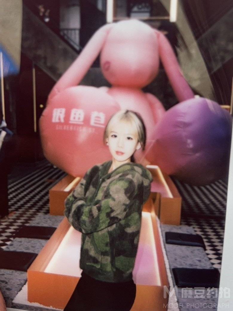 胶片模特