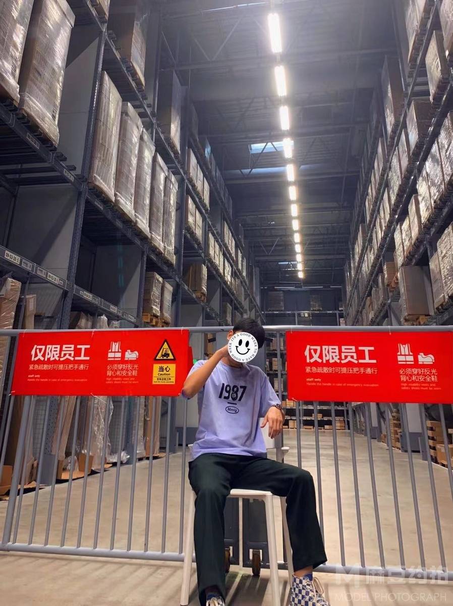 黑白模特