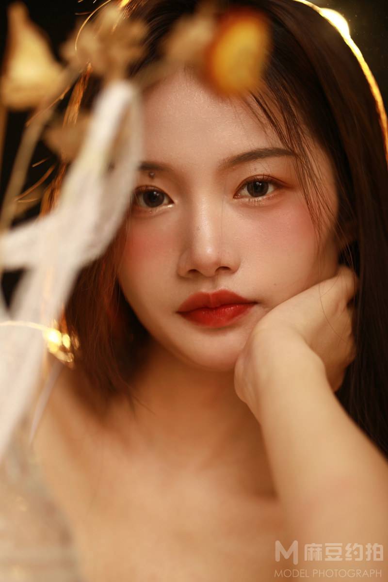 胶片模特