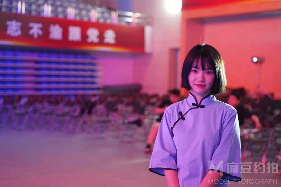 校园模特