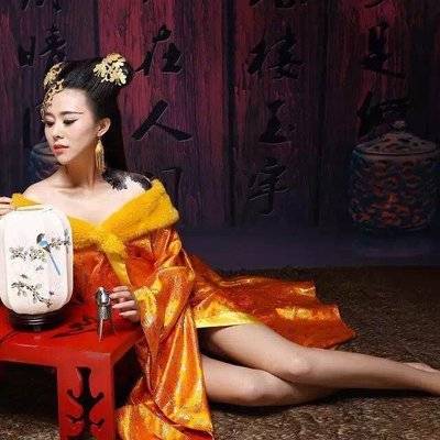 民国模特