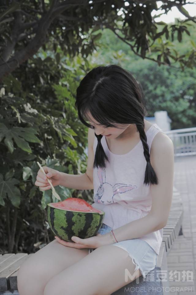 校园模特