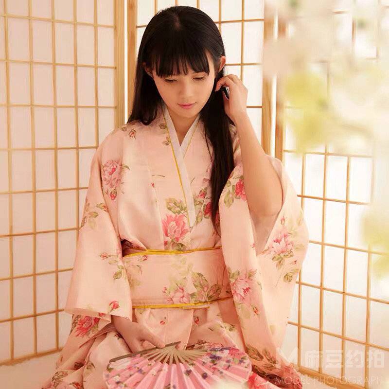 和服模特