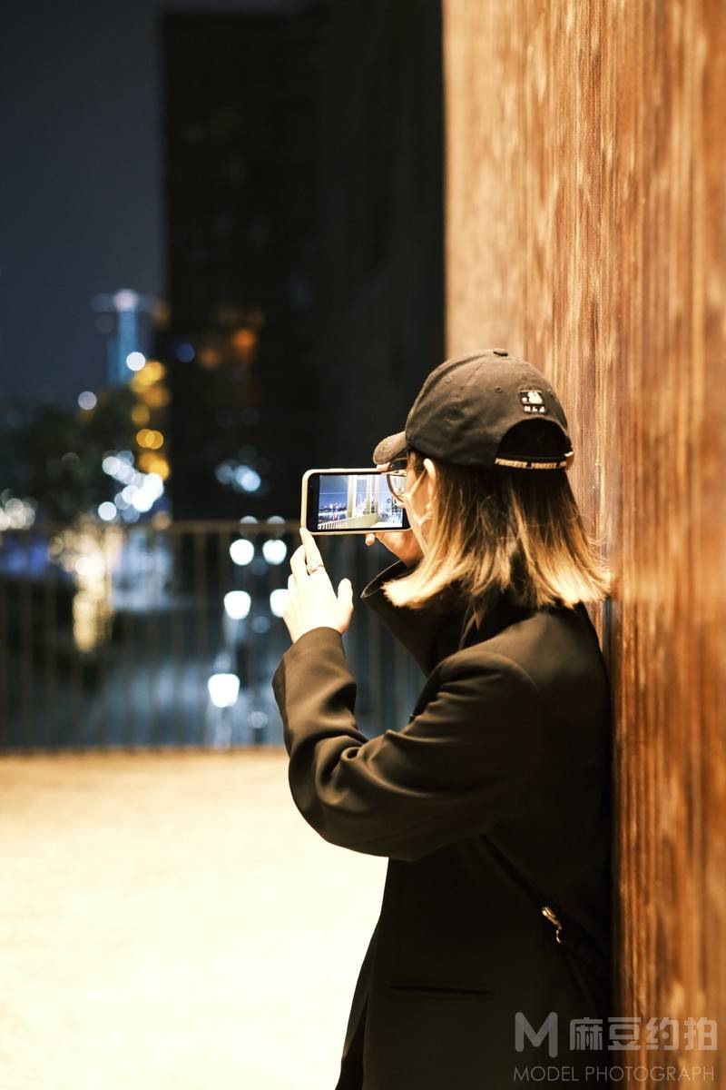 夜景模特
