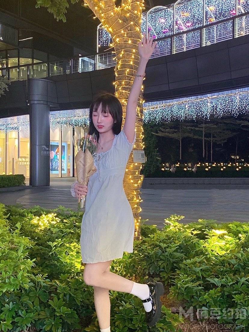 校园模特