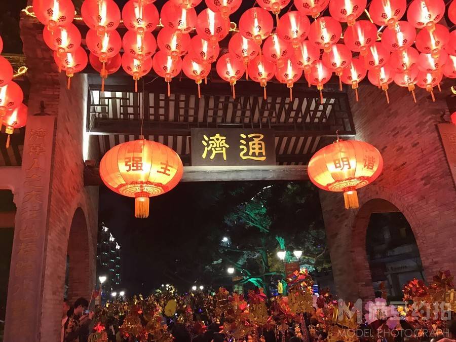 夜景模特