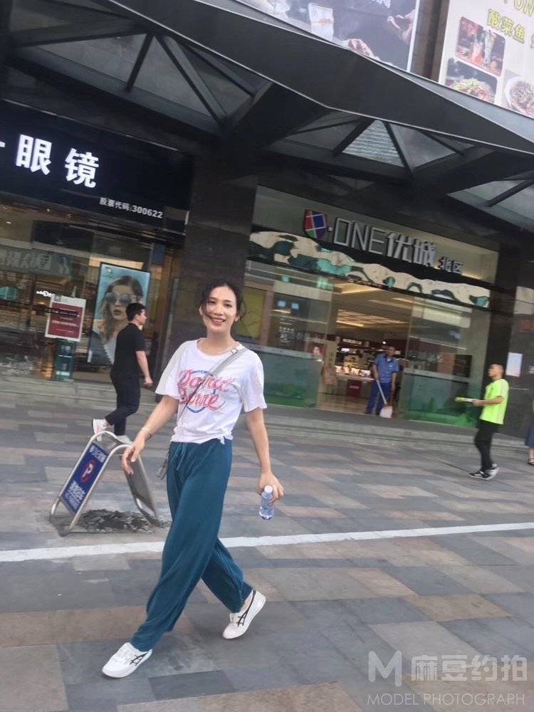 时尚模特