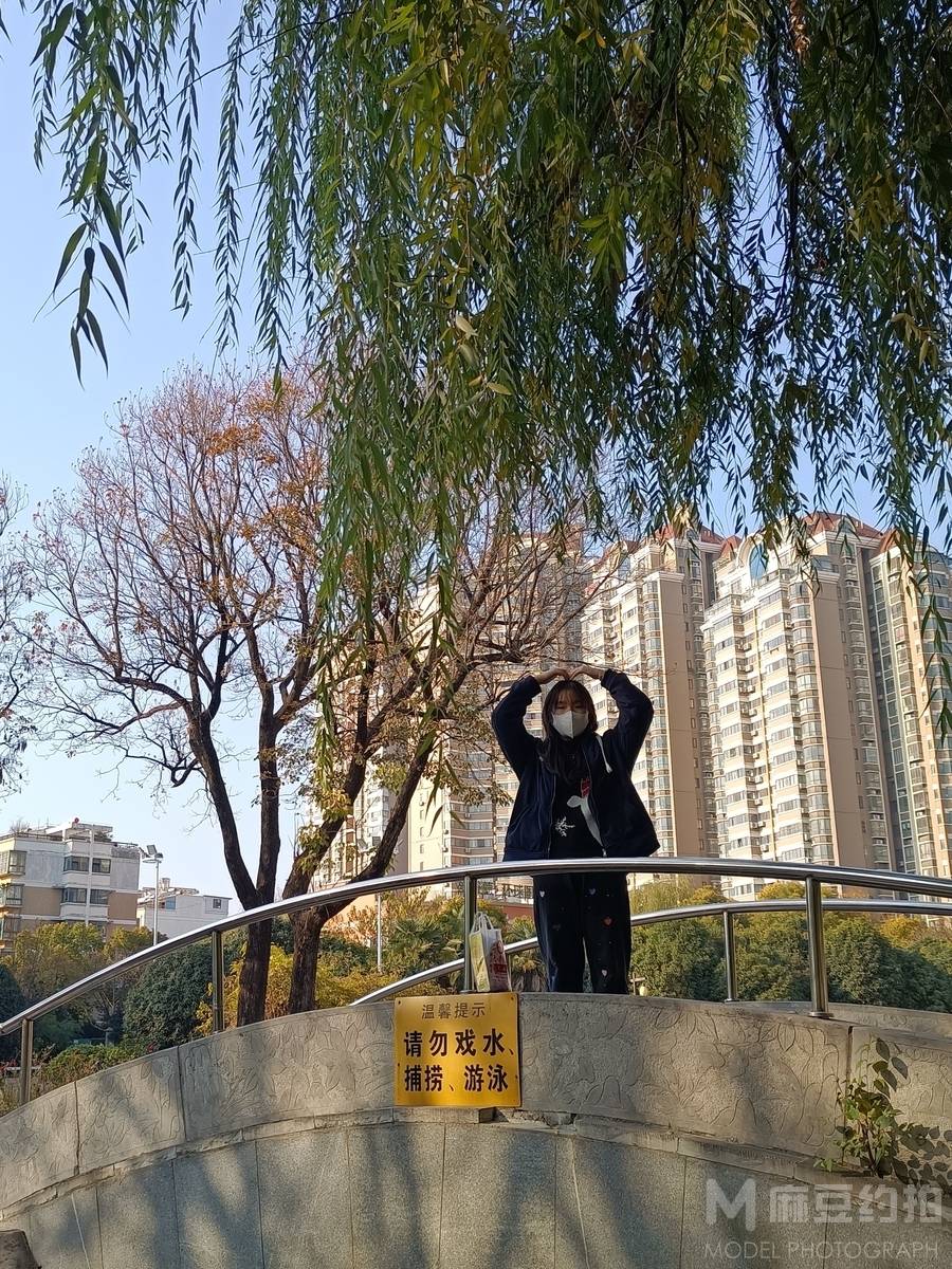 校园模特