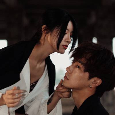 情绪模特