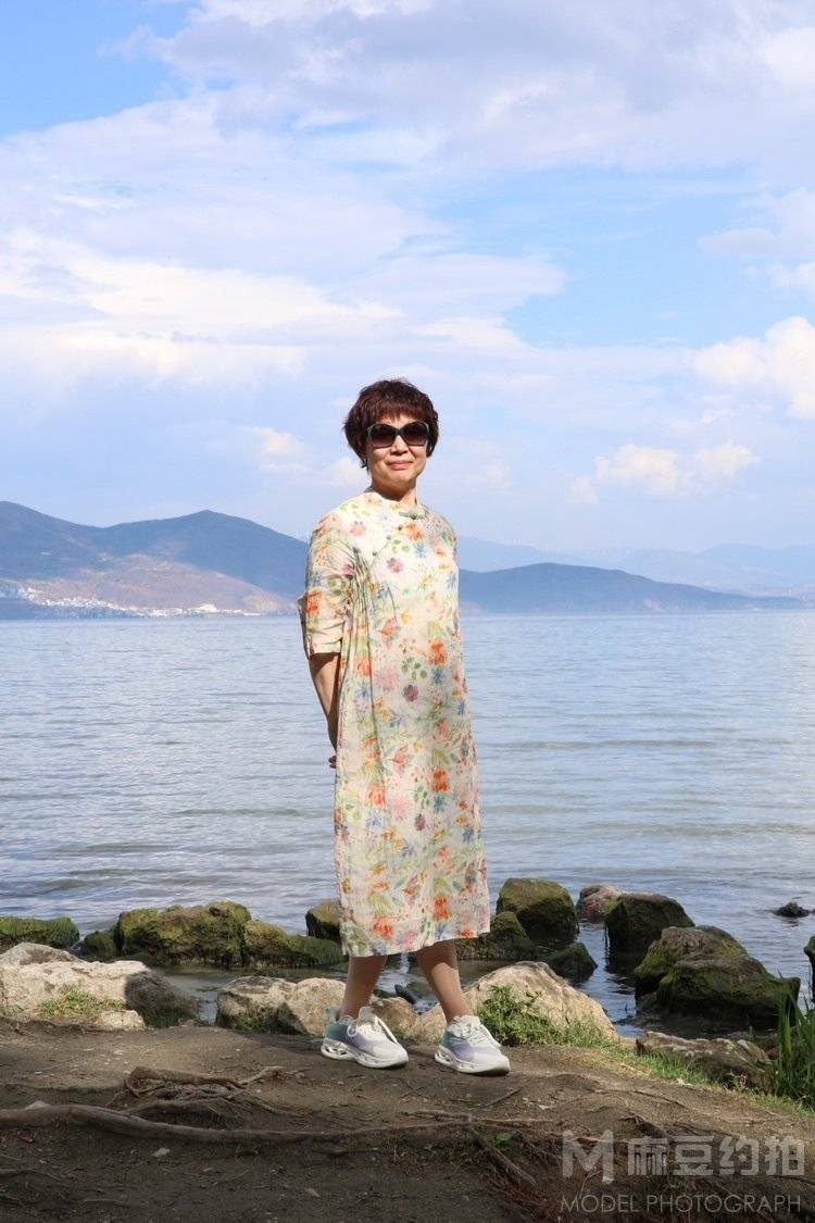 清新模特