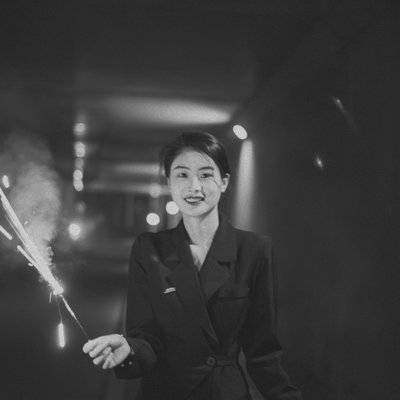 黑白模特