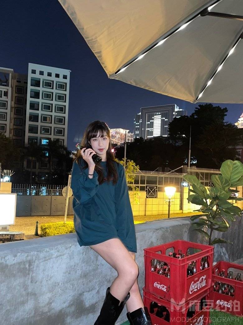 妆容模特