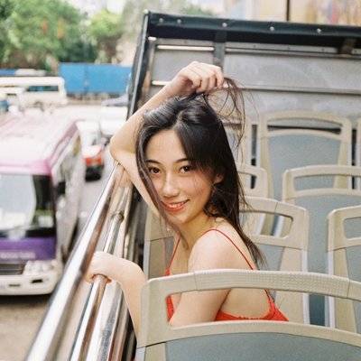宝丽来模特
