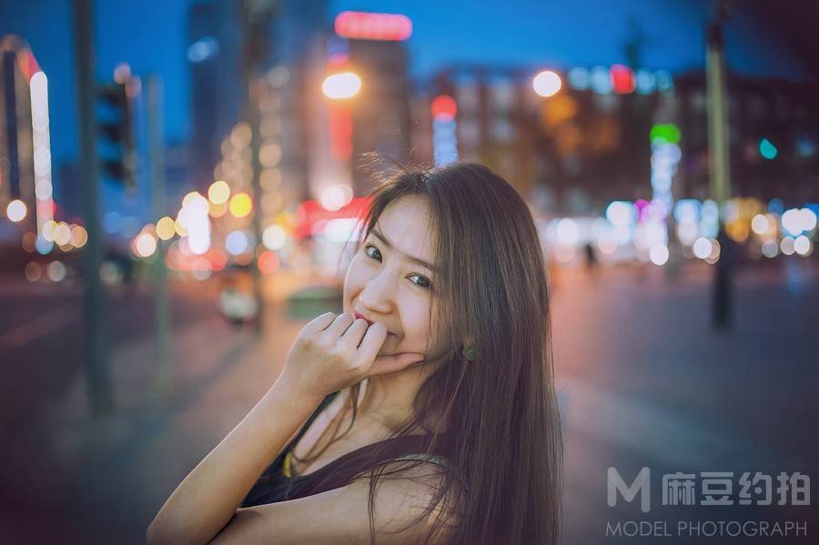 夜景模特