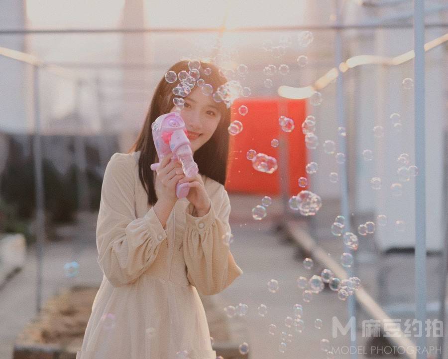 校园模特