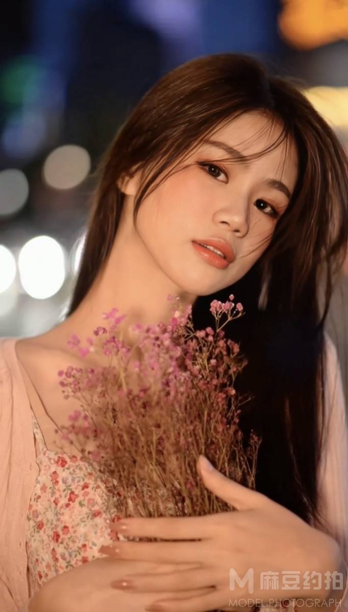 黑白模特