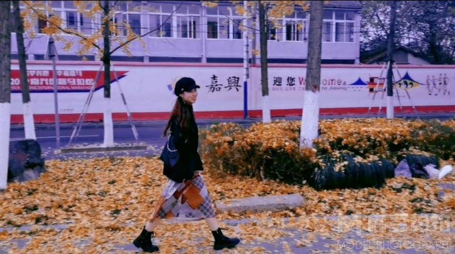 校园模特