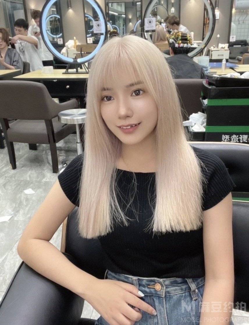 清新模特