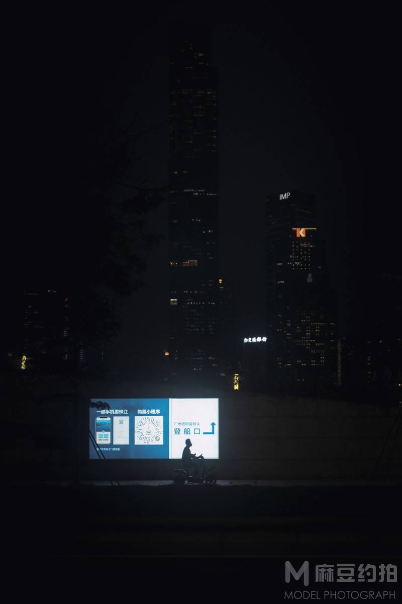 暗黑模特