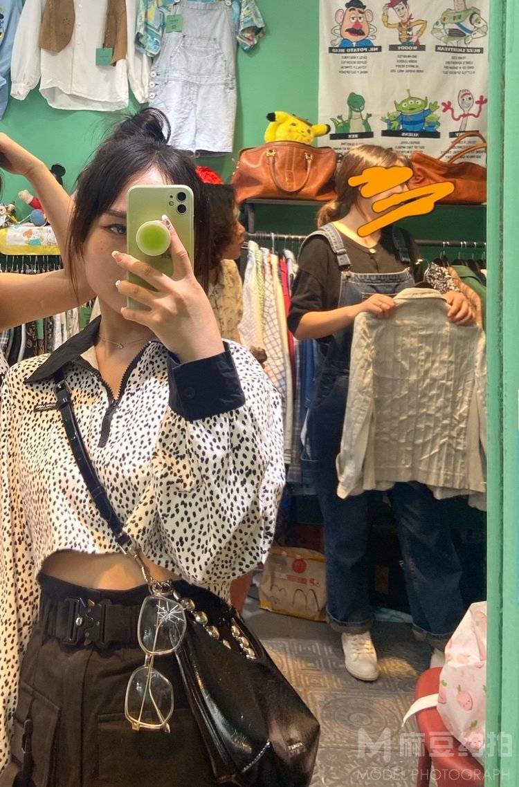 胶片模特