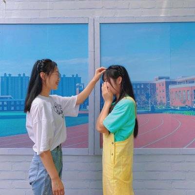 校园模特