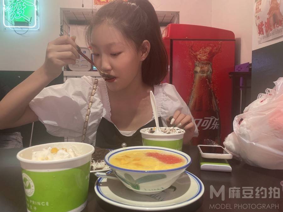 校园模特