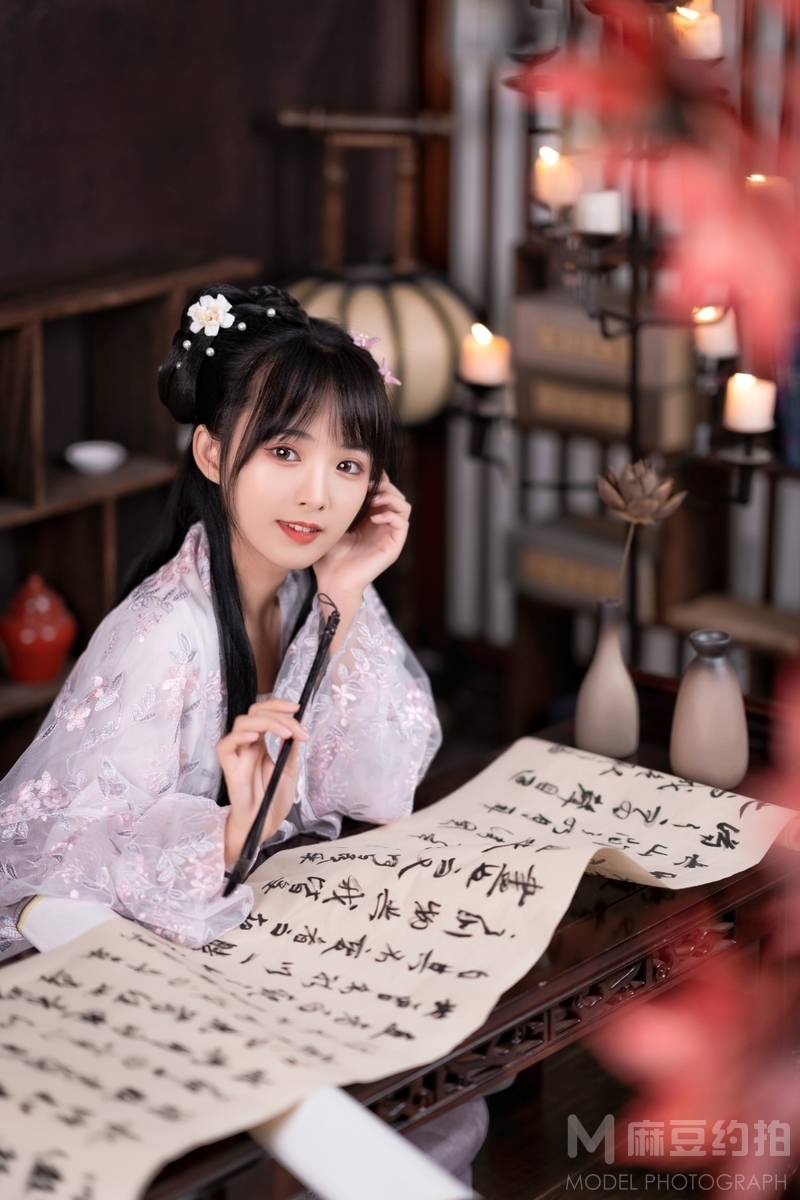 胶片模特