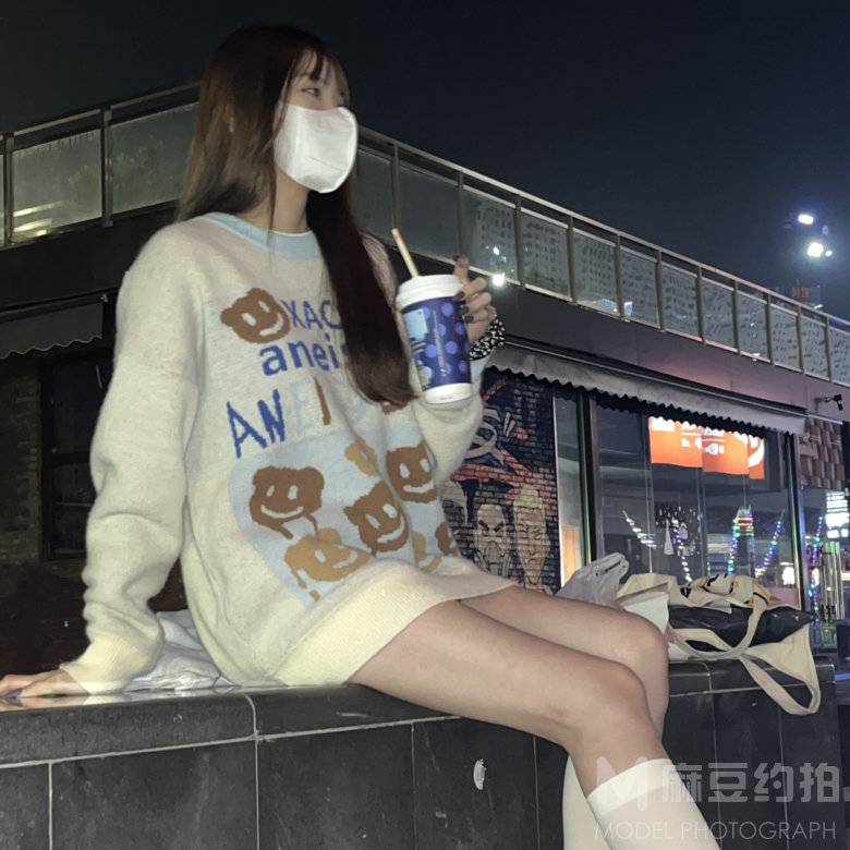 夜景模特