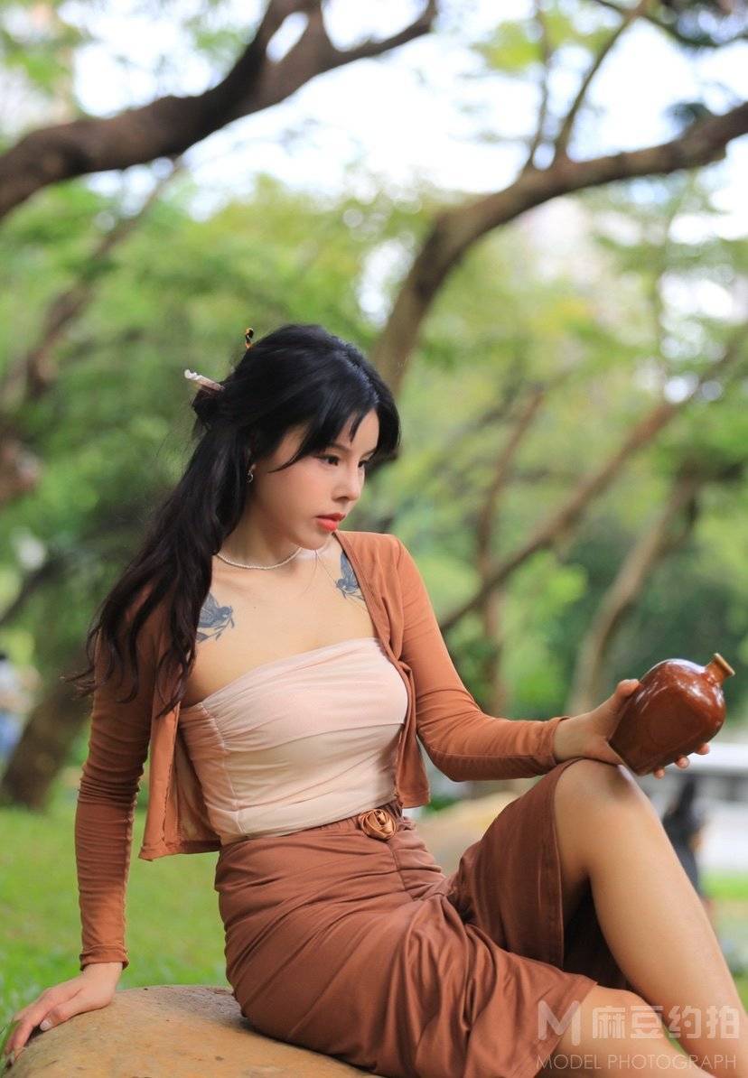 汉服模特