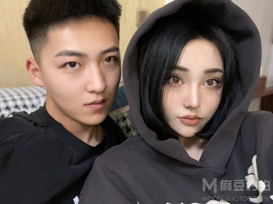 情侣模特
