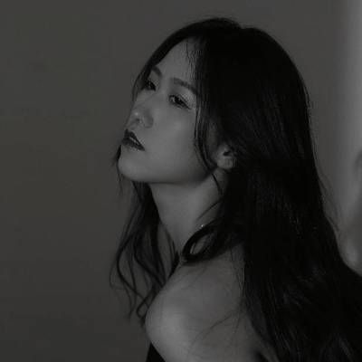 黑白模特
