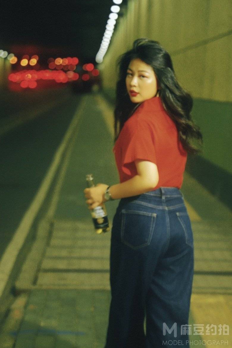 胶片模特