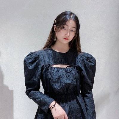 黑白模特