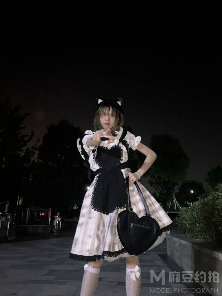 暗黑模特