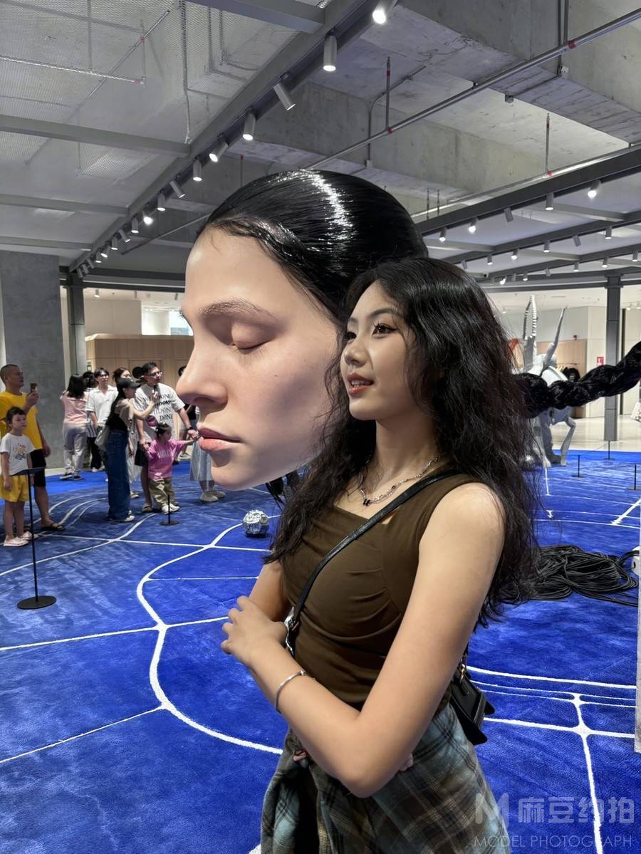 妆容模特