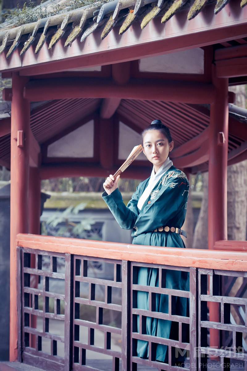 汉服模特