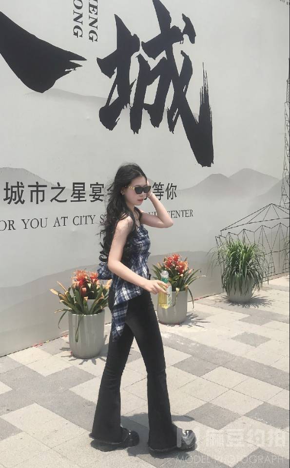 情侣模特