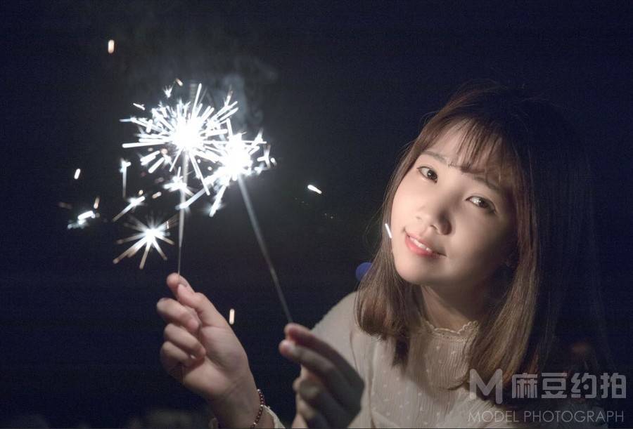 夜景模特