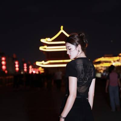 夜景模特