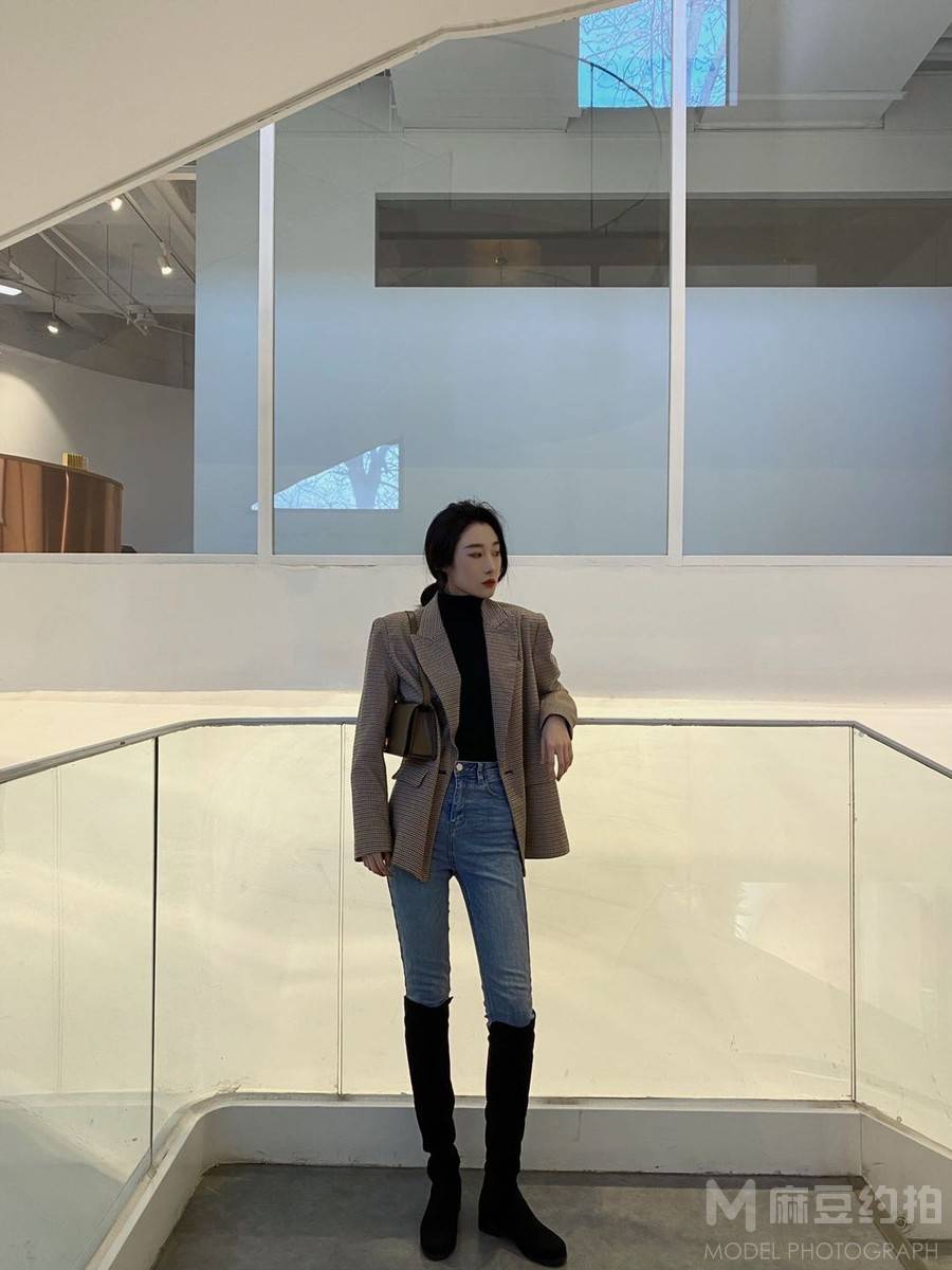 妆容模特