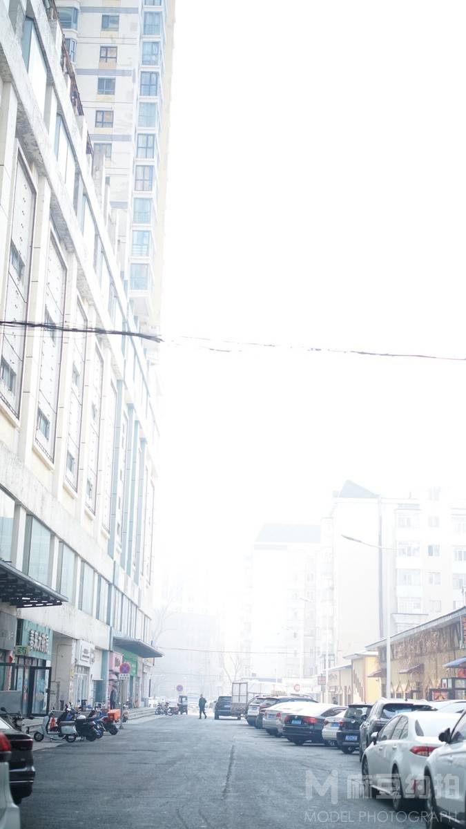 黑白模特