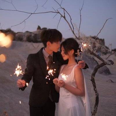 黑白模特