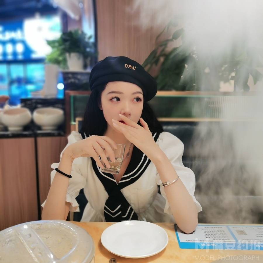 校园模特