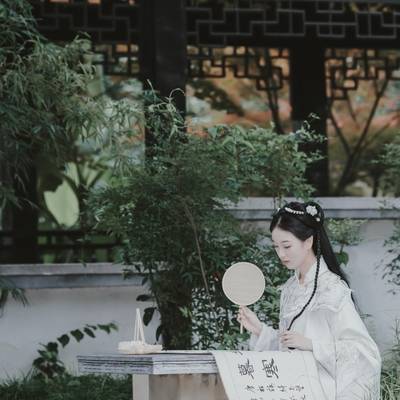 汉服模特