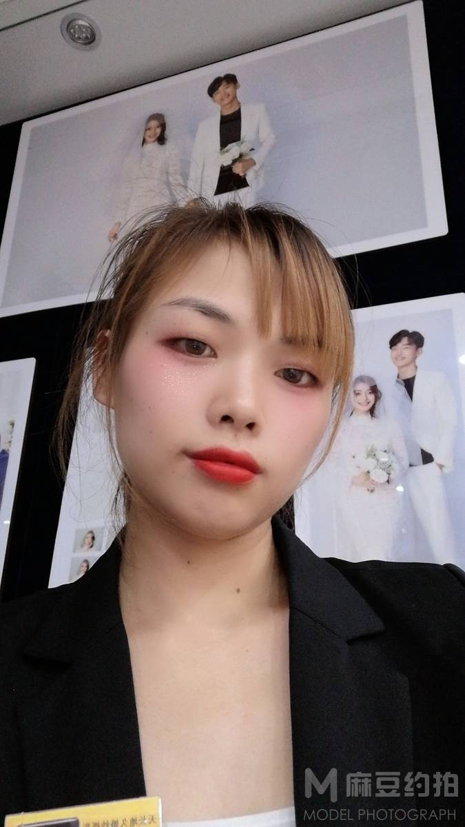 少女模特