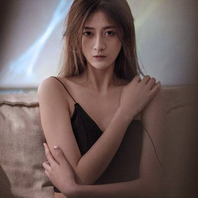 黑白模特