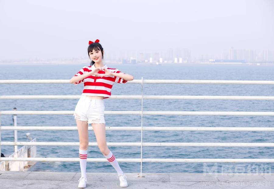 清新模特