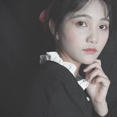 黑白模特
