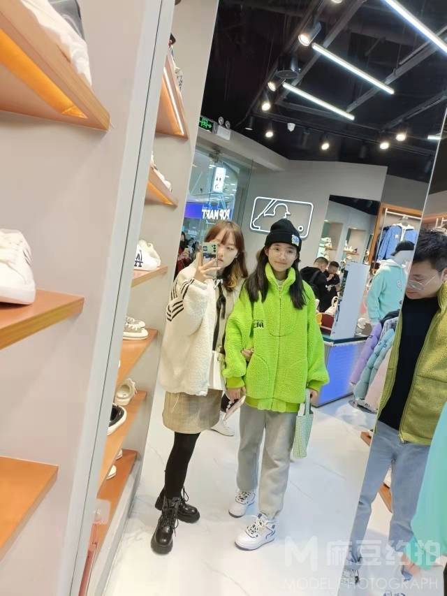 少女模特